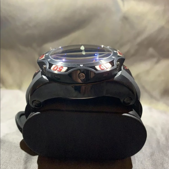 INVICTA RESERVE VENOM BULLDOG 52.5MM MODEL30349 - Picture 5 of 6